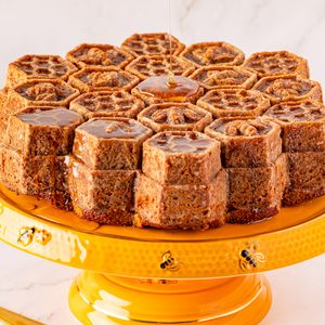 BOLO DE MEL ORGÂNICO