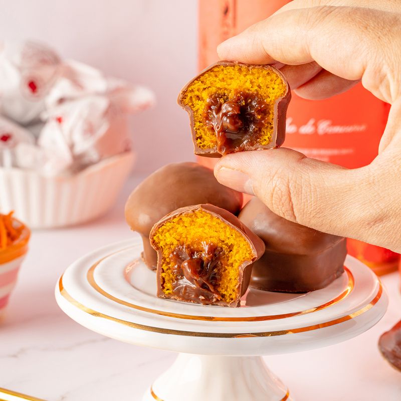 LATA-BOLINHO-DE-CENOURA-COM-BRIGADEIRO--3