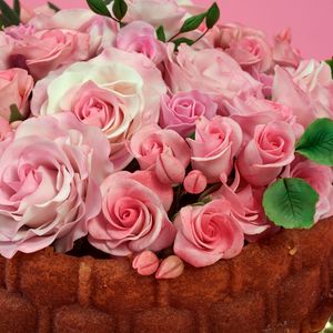 STEFAN'S ROSE CAKE - MASSA DE CHOCOLATE