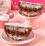 OVO-MEIA-CASCA-BOLO-DE-CHOCOLATE-COCO-E-BRIGADEIRO-4