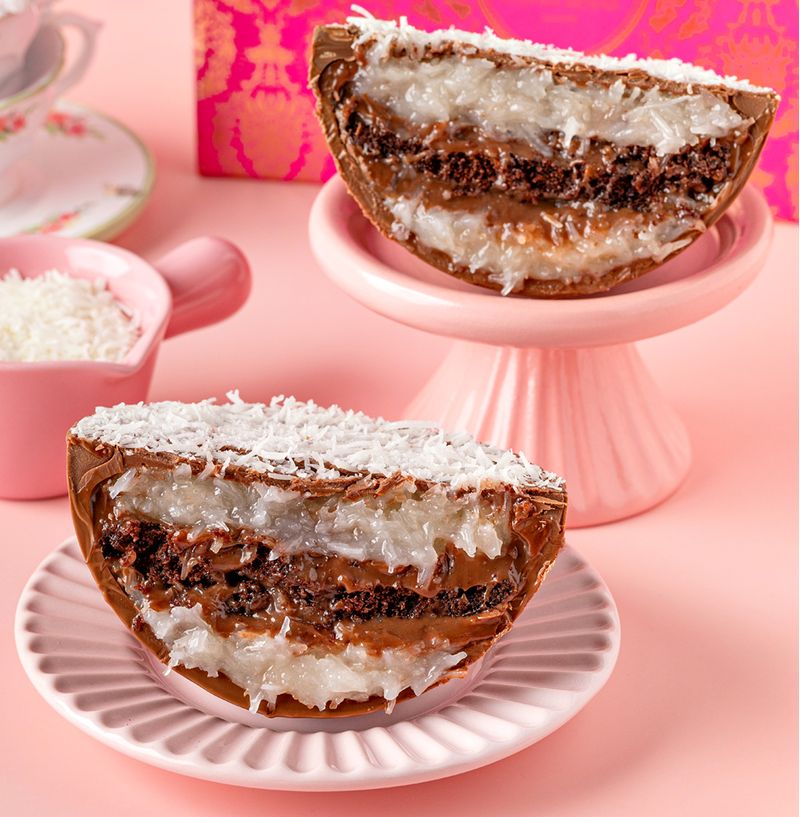 OVO-MEIA-CASCA-BOLO-DE-CHOCOLATE-COCO-E-BRIGADEIRO-4