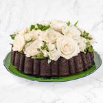 STEFAN-S-ROSE-CAKE-FLORES-BRANCAS-4