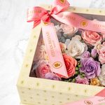 STEFAN-S-ROSE-CAKE-FLORES-MISTAS--NA-CAIXA--2