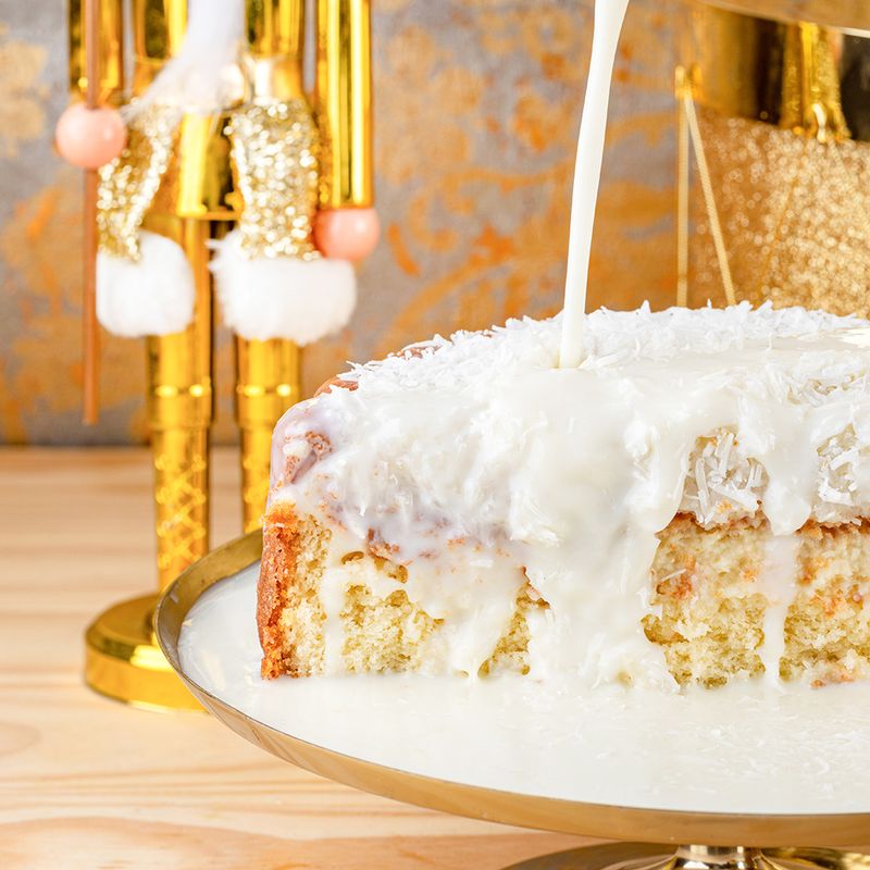 BOLO-GELADO-DE-COCO-COM-COCADA-CREMOSA-5