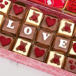 CAIXA BOMBONS DECORADO LOVE 1